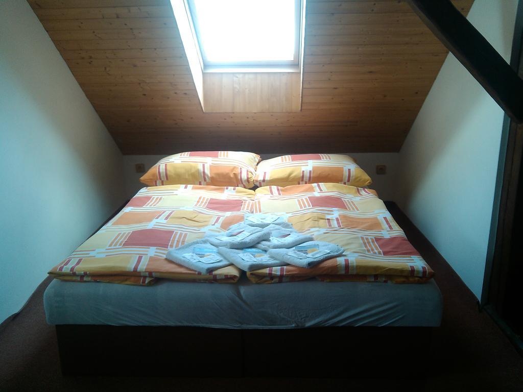 Apartmany Kuratko เบเนซโก ภายนอก รูปภาพ