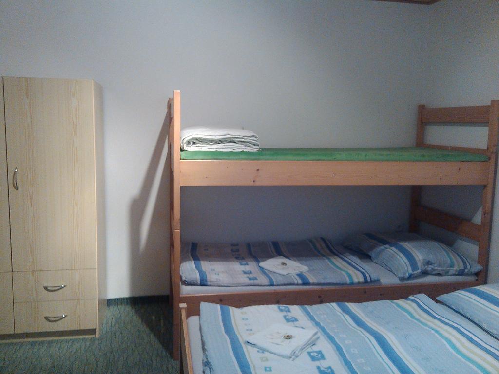Apartmany Kuratko เบเนซโก ภายนอก รูปภาพ